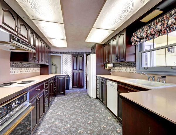 Kitchen Carpet Installation in Midland